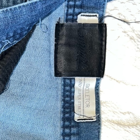 CLEARANCE Empyre Women’s Skeletor Jeans - Skinny, Medium Wash - runs small - Picture 4 of 4